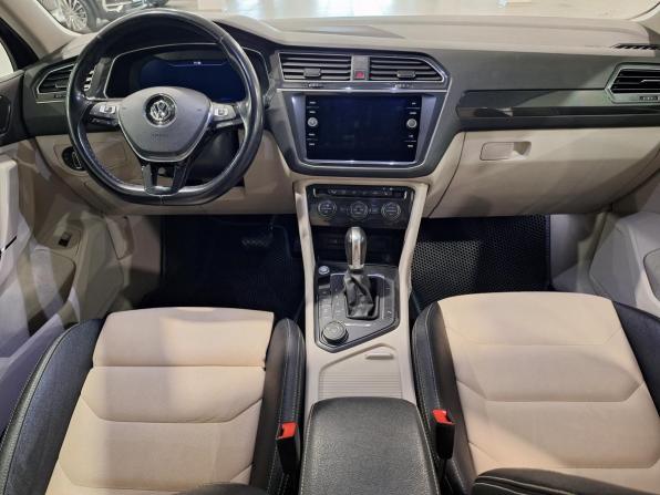 Volkswagen Tiguan II с пробегом 2017 года, цена 1 999 000 рублей, 142846 км, внедорожник, Автокод Объявления