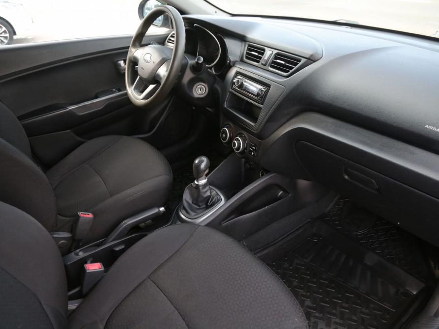 Kia Rio III Иваново  - изображение 9