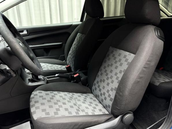 Ford Focus II с пробегом 2005 года, цена 449 000 рублей, 227411 км, хэтчбек, Автокод Объявления