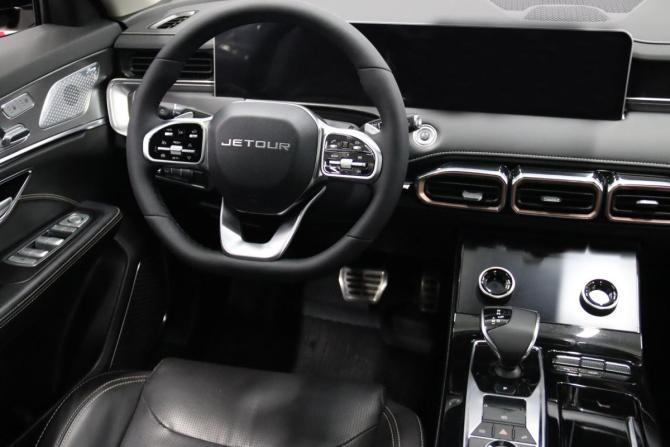 JETOUR X70+ I с пробегом 2024 года, цена 2 095 950 рублей, 23298 км, внедорожник, Автокод Объявления
