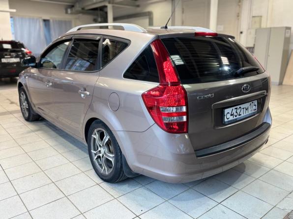Kia Ceed I с пробегом 2008 года, цена 729 000 рублей, 191099 км, универсал, Автокод Объявления