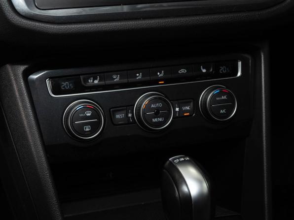 Volkswagen Tiguan II с пробегом 2017 года, цена 2 325 000 рублей, 92000 км, внедорожник, Автокод Объявления