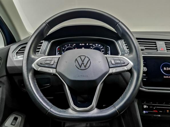 Volkswagen Tiguan II Рестайлинг с пробегом 2021 года, цена 4 215 000 рублей, 34083 км, внедорожник, Автокод Объявления