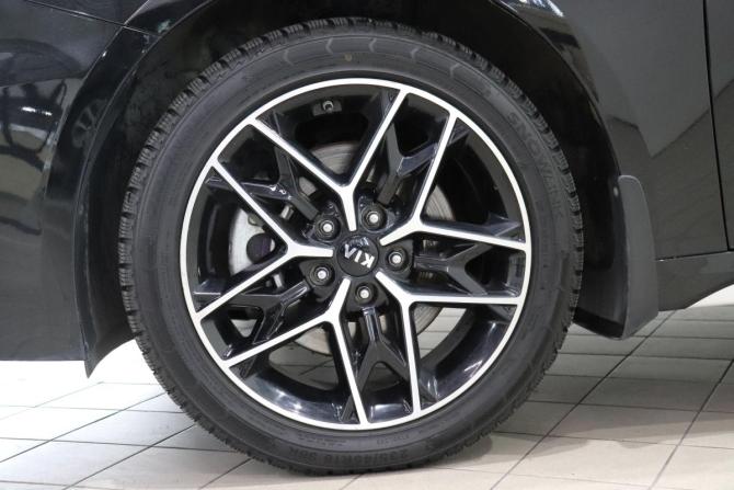 Kia Optima IV Рестайлинг с пробегом 2019 года, цена 1 985 000 рублей, 67801 км, седан, Автокод Объявления