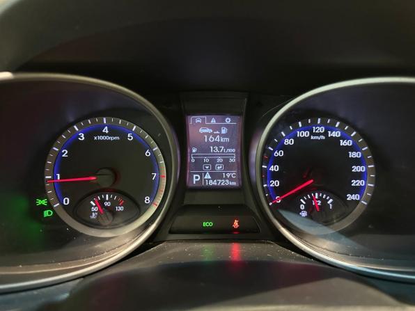 Hyundai Santa Fe III с пробегом 2013 года, цена 1 675 000 рублей, 185001 км, внедорожник, Автокод Объявления