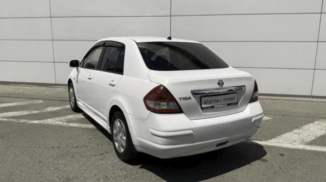 Nissan Tiida I Рестайлинг с пробегом 2013 года, цена 510 000 рублей, 369851 км, седан, Автокод Объявления