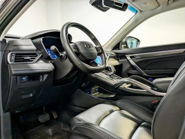 Geely Atlas Pro с пробегом 2023 года, цена 1 960 000 рублей, 53080 км, внедорожник, Автокод Объявления