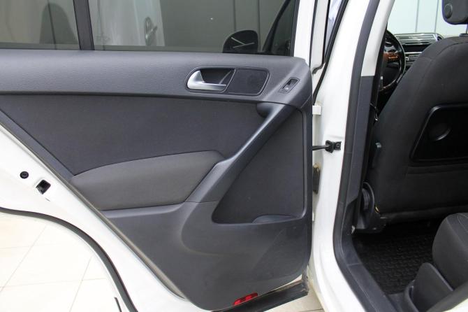 Volkswagen Tiguan I Рестайлинг с пробегом 2013 года, цена 1 499 000 рублей, 115305 км, внедорожник, Автокод Объявления