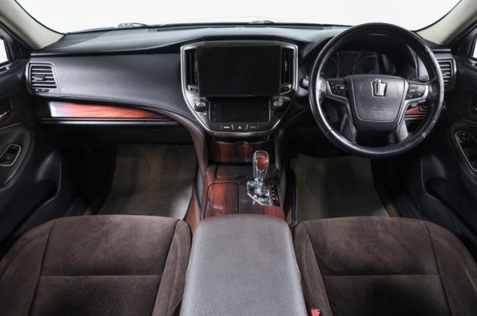 Toyota Crown XIV (S210) с пробегом 2014 года, цена 2 199 000 рублей, 186000 км, седан, Автокод Объявления