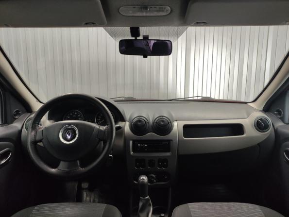Renault Logan I Рестайлинг с пробегом 2011 года, цена 395 000 рублей, 208135 км, седан, Автокод Объявления