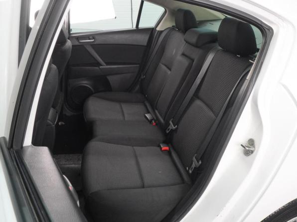 Mazda 3 II (BL) Рестайлинг с пробегом 2012 года, цена 849 000 рублей, 201573 км, седан, Автокод Объявления