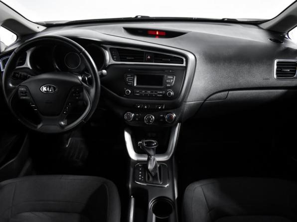 Kia Ceed II Рестайлинг с пробегом 2016 года, цена 999 000 рублей, 223442 км, хэтчбек, Автокод Объявления