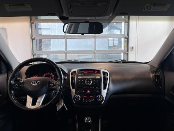 Kia Ceed I Рестайлинг с пробегом 2011 года, цена 670 000 рублей, 215792 км, хэтчбек, Автокод Объявления