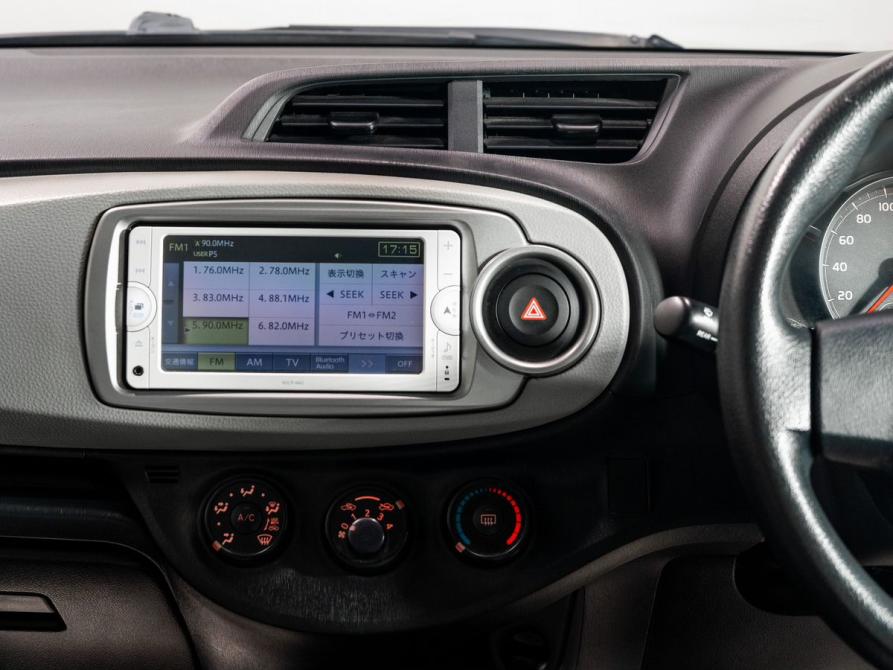 Toyota Vitz III (XP130) Чита  - изображение 9