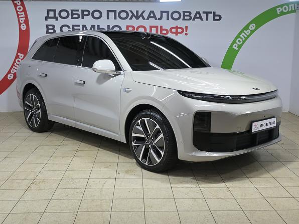 Li Auto (Lixiang) L6 I с пробегом 2024 года, цена 5 740 000 рублей, 52676 км, внедорожник, Автокод Объявления