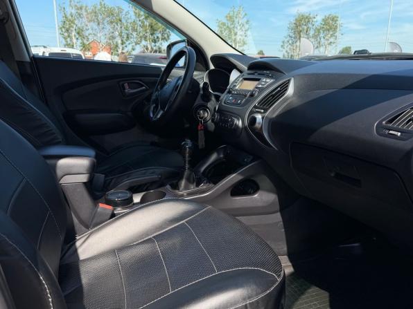 Hyundai ix35 I Рестайлинг с пробегом 2014 года, цена 956 000 рублей, 239683 км, внедорожник, Автокод Объявления