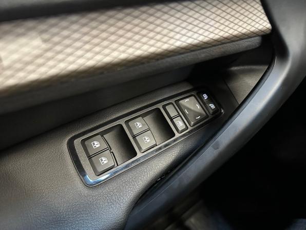 Lada (ВАЗ) Vesta I Рестайлинг (NG) с пробегом 2023 года, цена 1 210 000 рублей, 13873 км, седан, Автокод Объявления