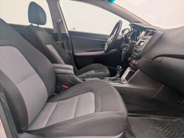 Kia Ceed II Рестайлинг с пробегом 2018 года, цена 1 390 000 рублей, 102607 км, универсал, Автокод Объявления
