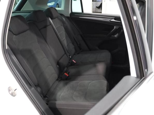Volkswagen Tiguan II с пробегом 2019 года, цена 2 349 000 рублей, 144674 км, внедорожник, Автокод Объявления