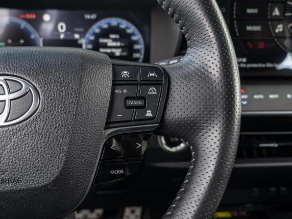 Toyota Camry IX (XV80) China Market с пробегом 2024 года, цена 3 577 000 рублей, 25842 км, седан, Автокод Объявления