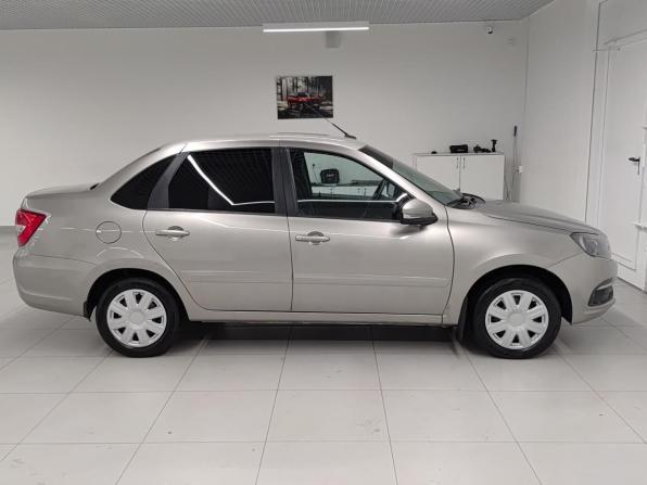 Lada (ВАЗ) Granta I Рестайлинг с пробегом 2019 года, цена 555 000 рублей, 216997 км, седан, Автокод Объявления