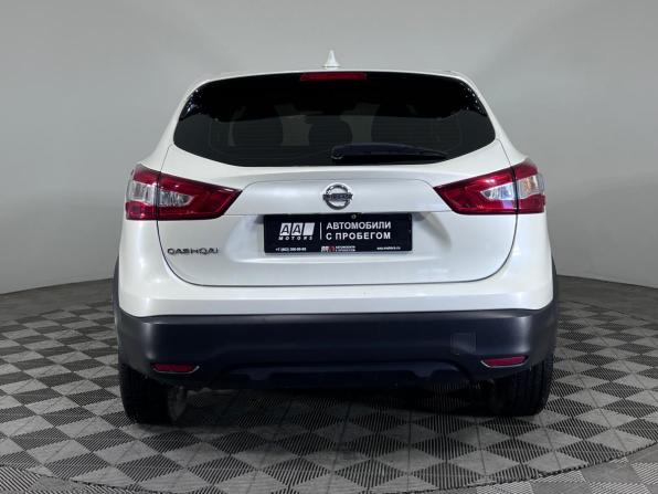 Nissan Qashqai II с пробегом 2018 года, цена 1 571 000 рублей, 136008 км, внедорожник, Автокод Объявления