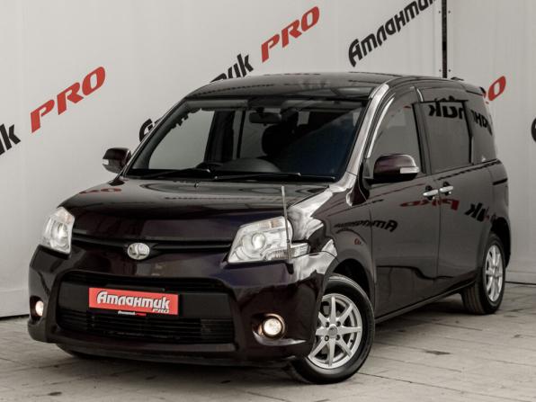 Toyota Sienta I Рестайлинг 2 с пробегом 2012 года, цена 950 000 рублей, 175942 км, минивэн, Автокод Объявления