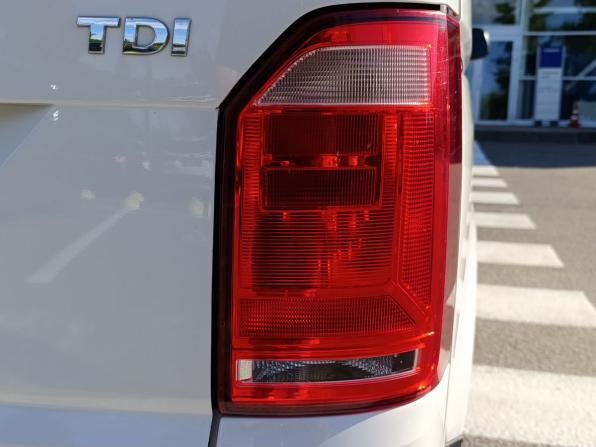 Volkswagen Caravelle T6 с пробегом 2017 года, цена 2 475 000 рублей, 236761 км, минивэн, Автокод Объявления