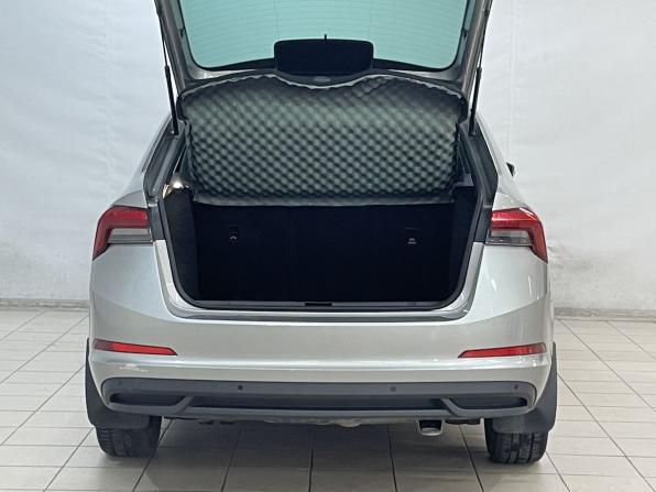 Skoda Rapid II с пробегом 2021 года, цена 1 749 000 рублей, 113399 км, лифтбек, Автокод Объявления