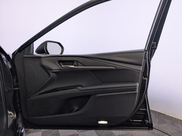 Toyota Camry IX (XV80) China Market с пробегом 2024 года, цена 3 550 000 рублей, 44425 км, седан, Автокод Объявления