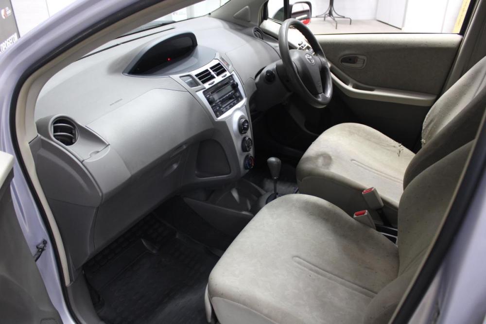 Toyota Vitz II (XP90) Томск  - изображение 6