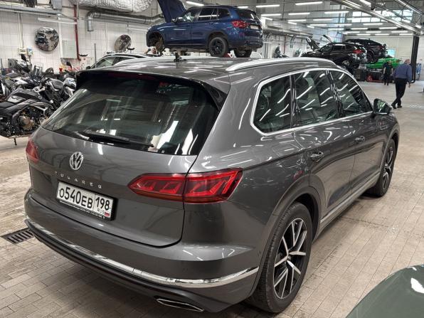 Volkswagen Touareg III с пробегом 2019 года, цена 5 199 999 рублей, 120673 км, внедорожник, Автокод Объявления