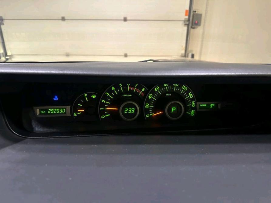 Toyota Voxy II (R70) Новосибирск  - изображение 20
