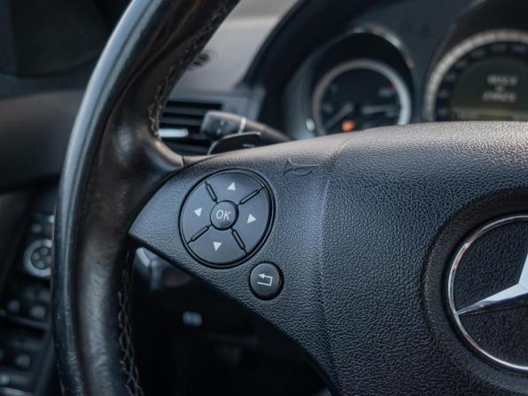 Mercedes-Benz C-Класс III (W204) с пробегом 2010 года, цена 899 000 рублей, 219573 км, седан, Автокод Объявления