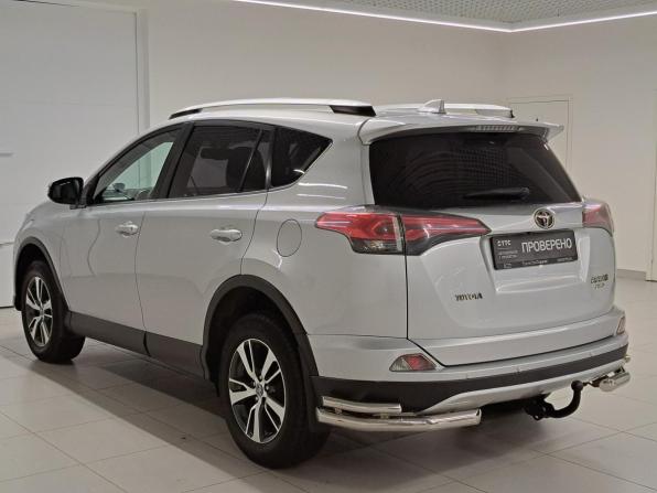 Toyota RAV4 IV (XA40) Рестайлинг с пробегом 2016 года, цена 2 107 000 рублей, 196690 км, внедорожник, Автокод Объявления