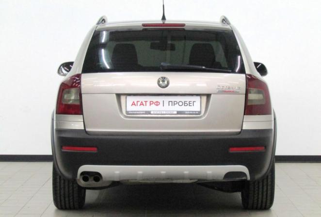 Skoda Octavia II (A5) Рестайлинг с пробегом 2010 года, цена 889 000 рублей, 220274 км, универсал, Автокод Объявления