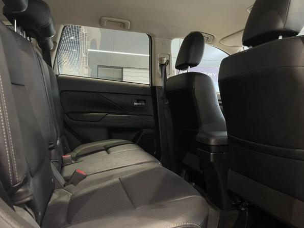 Mitsubishi Outlander III Рестайлинг 2 с пробегом 2017 года, цена 1 430 000 рублей, 205440 км, внедорожник, Автокод Объявления