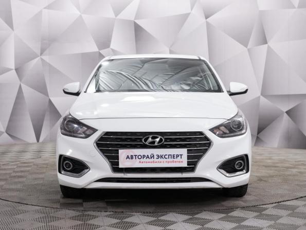 Hyundai Solaris II с пробегом 2019 года, цена 1 195 000 рублей, 121000 км, седан, Автокод Объявления