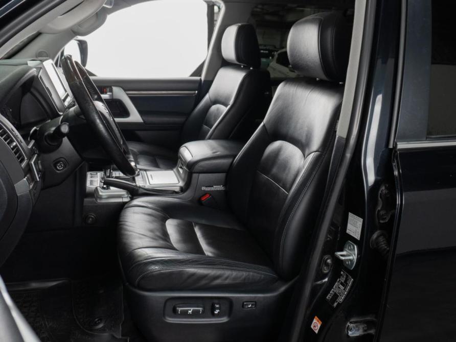 Toyota Land Cruiser 200 Series Рестайлинг 2 Тюмень  - изображение 11