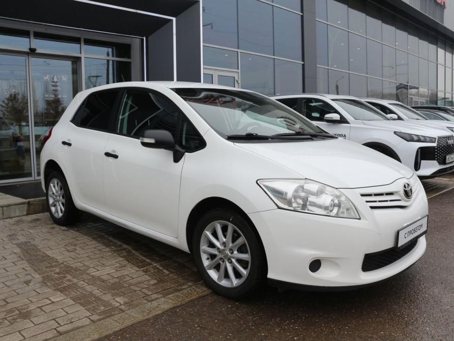 Toyota Auris I Рестайлинг Стерлитамак  - изображение 3