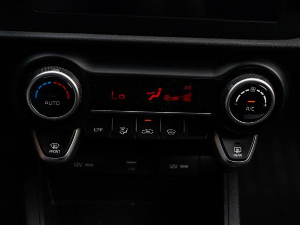 Kia Rio IV Рестайлинг с пробегом 2021 года, цена 1 840 000 рублей, 81330 км, хэтчбек, Автокод Объявления
