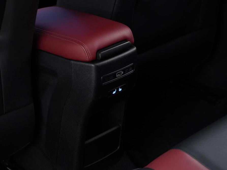 Geely Coolray I Москва  - изображение 14