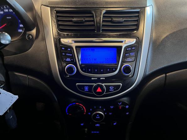 Hyundai Solaris I с пробегом 2011 года, цена 481 000 рублей, 241941 км, седан, Автокод Объявления