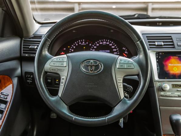 Toyota Camry VI (XV40) Рестайлинг с пробегом 2010 года, цена 1 388 000 рублей, 210141 км, седан, Автокод Объявления