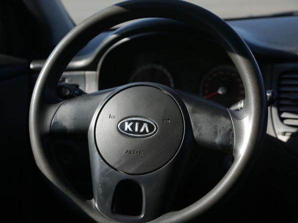 Kia Rio II Рестайлинг с пробегом 2010 года, цена 391 000 рублей, 243400 км, седан, Автокод Объявления