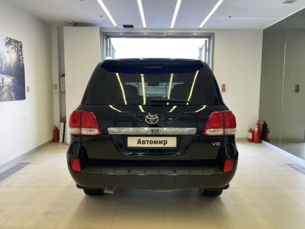 Toyota Land Cruiser 200 Series с пробегом 2011 года, цена 3 200 000 рублей, 353351 км, внедорожник, Автокод Объявления