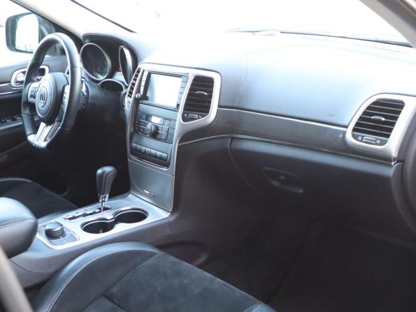 Jeep Grand Cherokee IV (WK2) с пробегом 2012 года, цена 2 600 000 рублей, 308078 км, внедорожник, Автокод Объявления