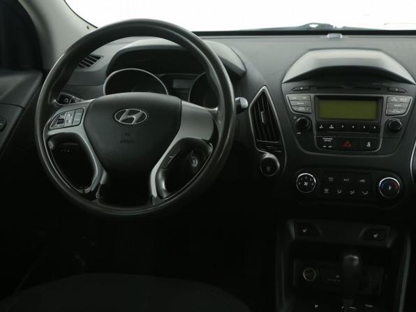 Hyundai ix35 I Рестайлинг с пробегом 2015 года, цена 1 398 000 рублей, 87200 км, внедорожник, Автокод Объявления