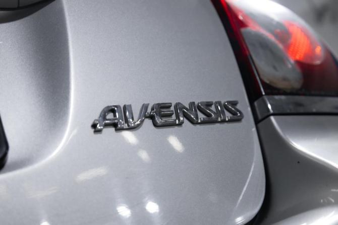 Toyota Avensis II Рестайлинг с пробегом 2008 года, цена 699 999 рублей, 373000 км, седан, Автокод Объявления
