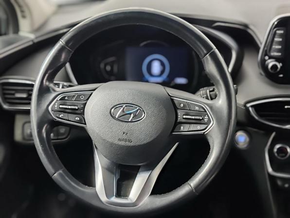 Hyundai Santa Fe IV с пробегом 2018 года, цена 2 999 000 рублей, 101034 км, внедорожник, Автокод Объявления